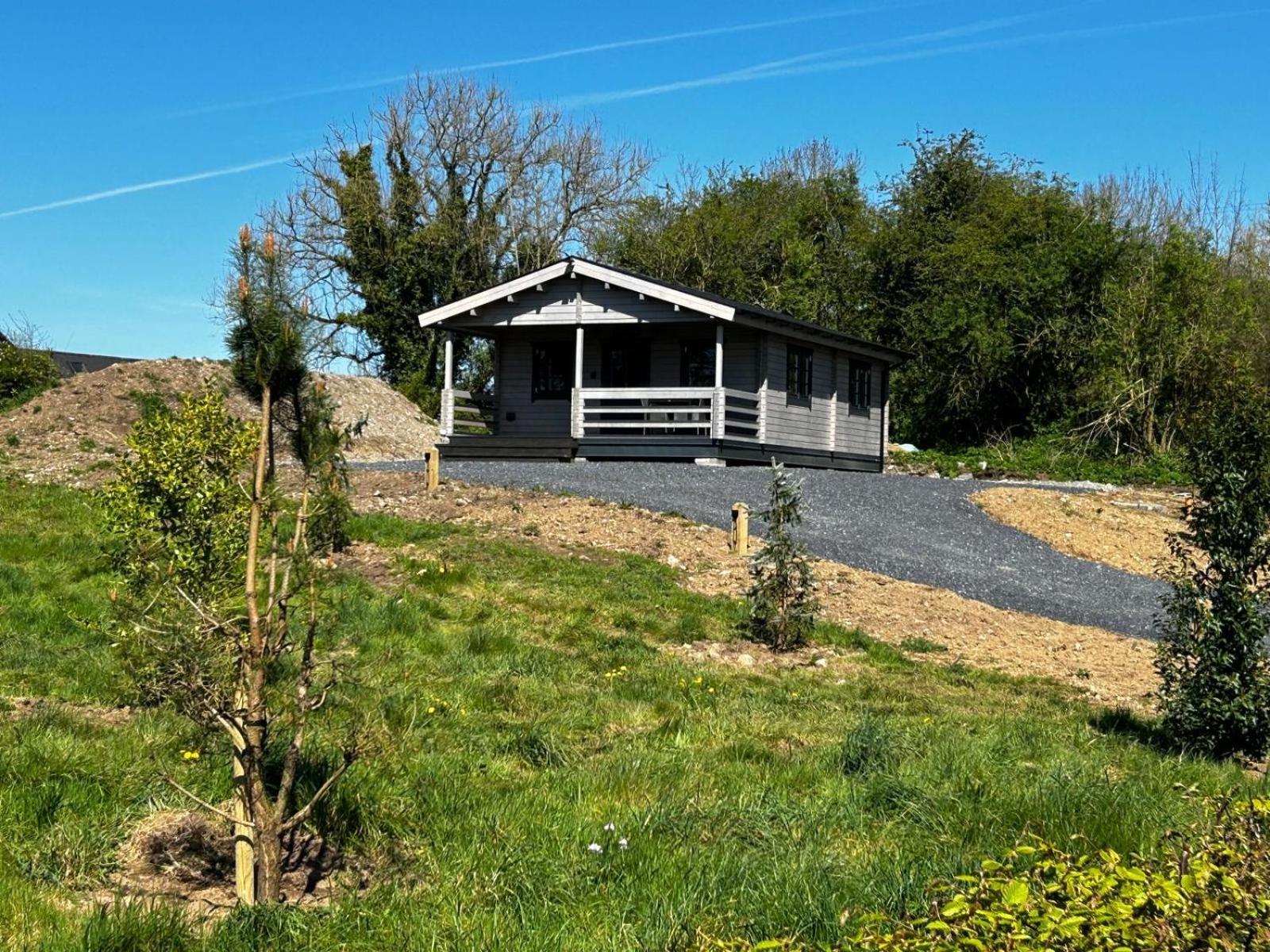 Little Rock Retreat Log Cabin With Hot Tub Castletown Gheoghegan Exterior photo