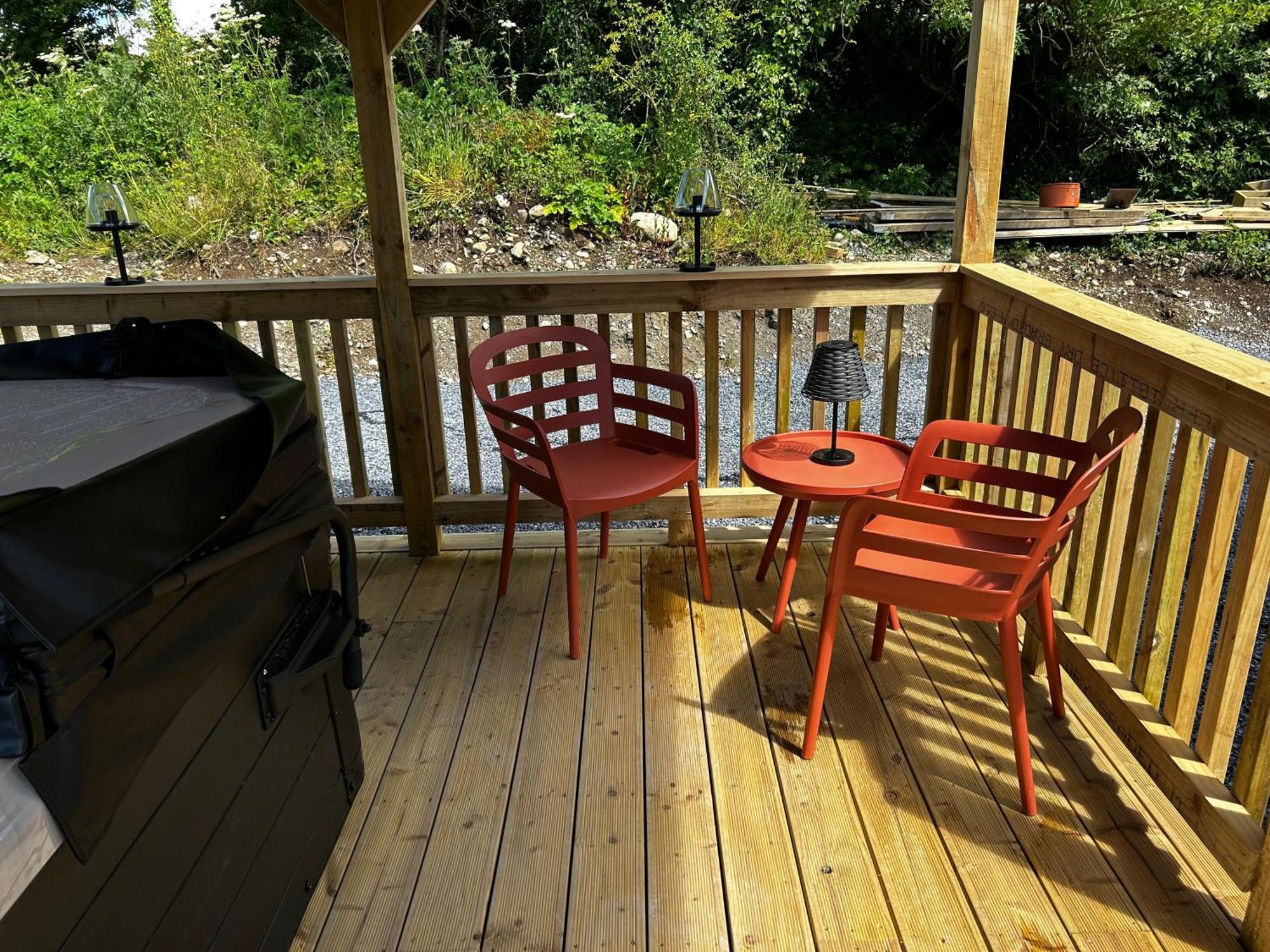 Little Rock Retreat Log Cabin With Hot Tub Castletown Gheoghegan Exterior photo